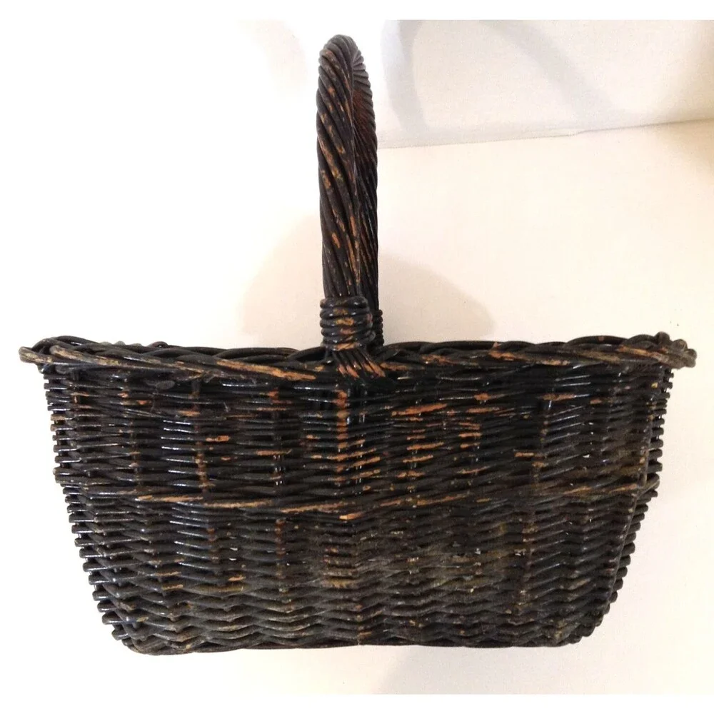 Vtg Wicker Basket Brown Gathering Bread Rattan Woven Country Farm Handle 13x6